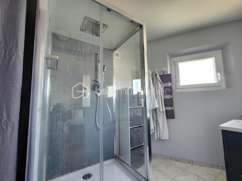 Villa - 105 m² - 4 pièces