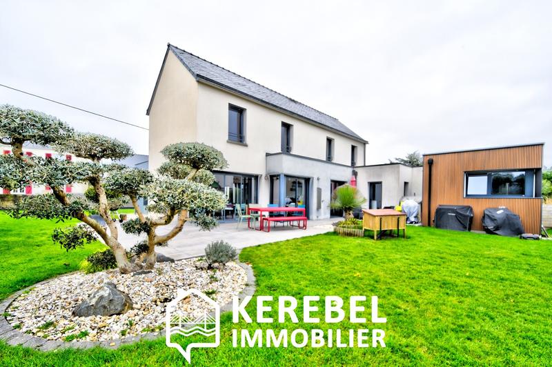 Maison - 158 m² - 6 pièces