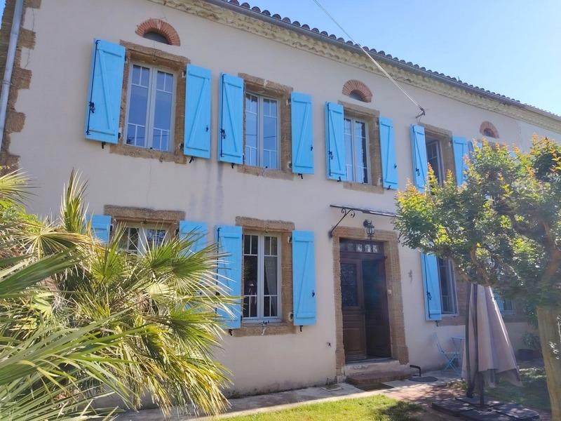 Maison - 182 m² - 7 pièces