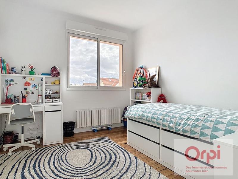 Maison - 187 m² - 7 pièces