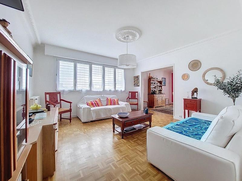 Appartement - 77 m² - 4 pièces