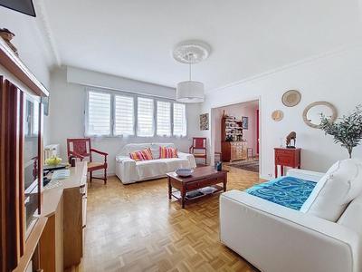 Appartement - 77 m² - 4 pièces