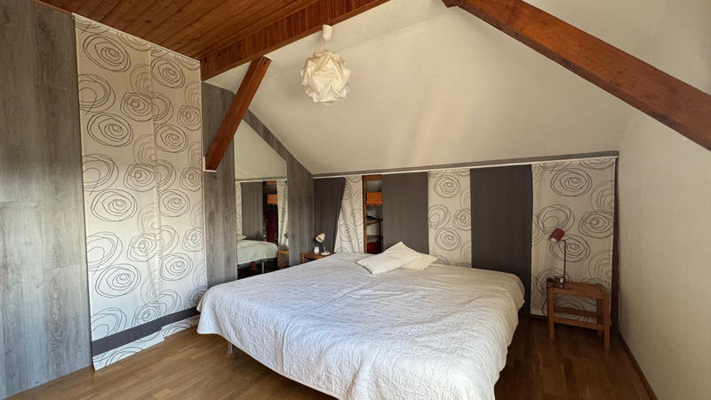 Maison - 102 m² - 5 pièces