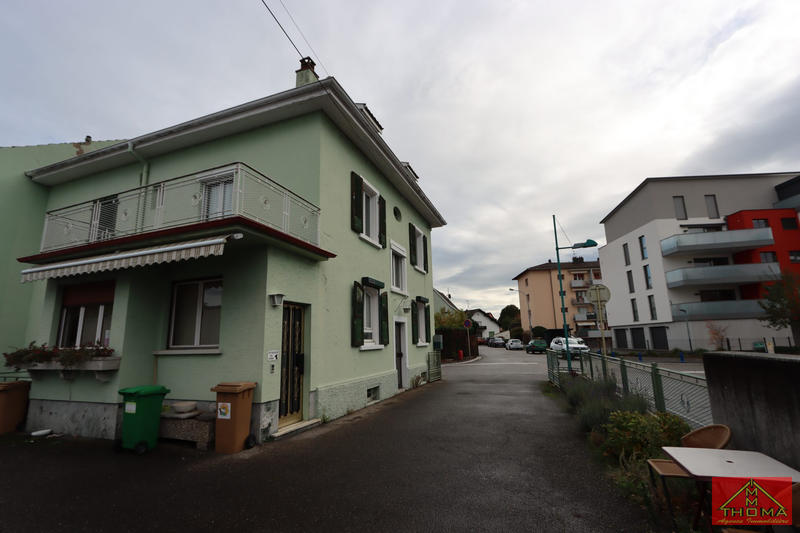 Maison - 181 m² - 5 pièces