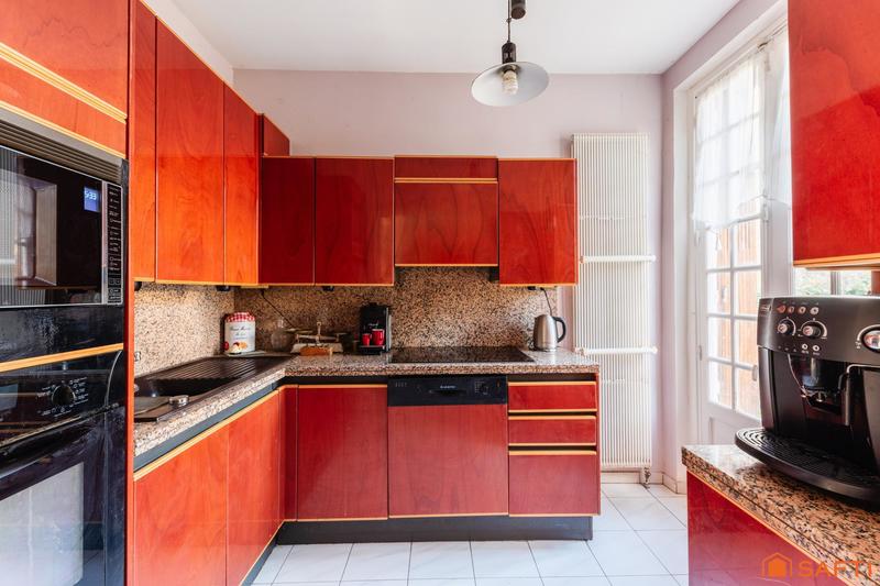 Villa - 269 m² - 12 pièces