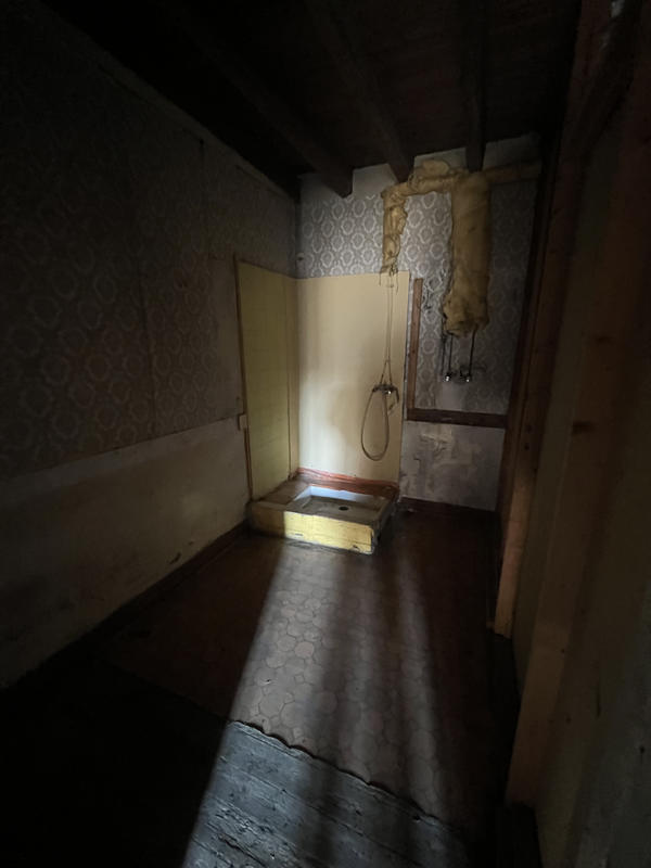 Maison - 150 m² - 4 pièces