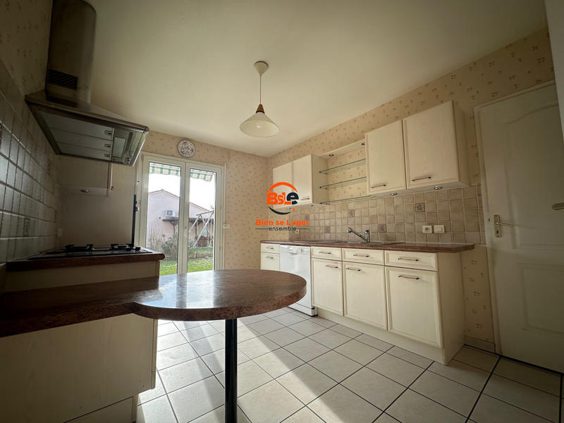 Maison - 97 m² - 5 pièces