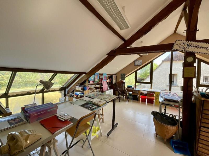 Maison - 300 m² - 9 pièces