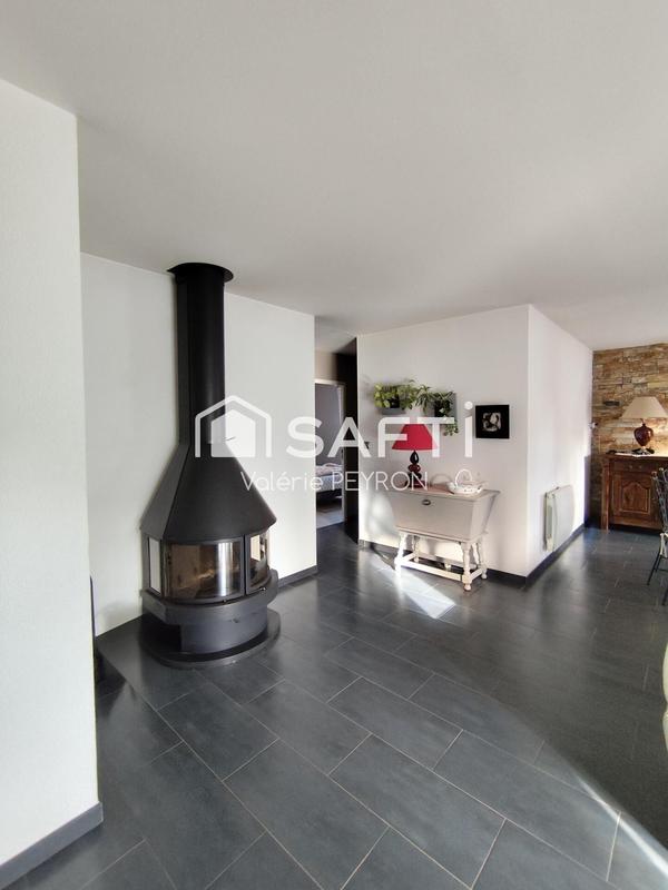 Maison - 121 m² - 5 pièces