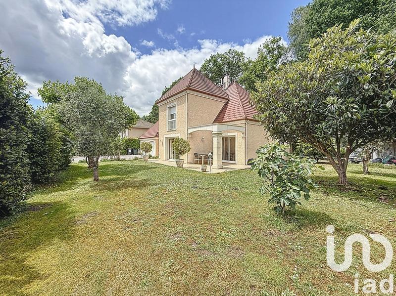 Maison - 170 m² - 5 pièces