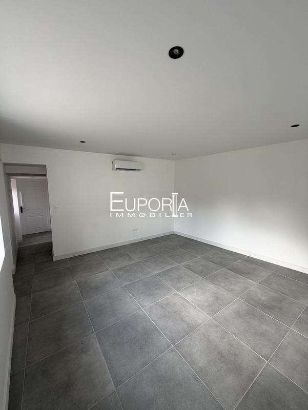 Maison - 130 m² - 4 pièces