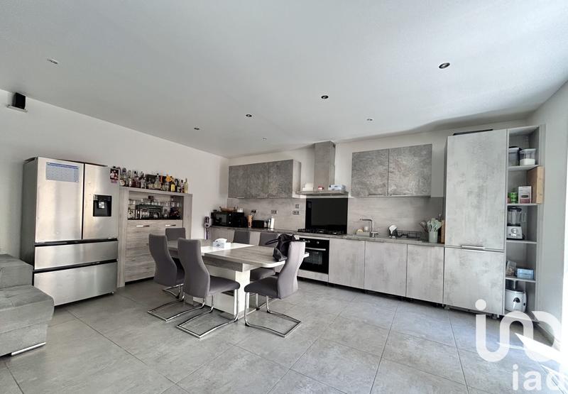 Appartement - 197 m² - 7 pièces