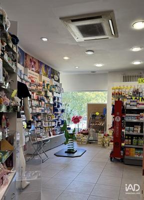 Local commercial - 200 m²