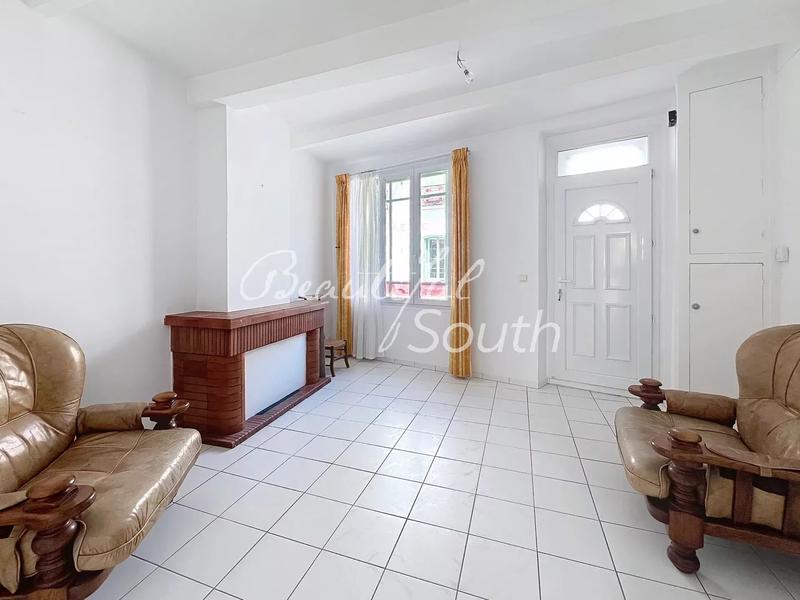 Maison de village - 95 m² - 5 pièces