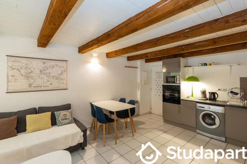 Chambre - 25 m² - 1 pièce