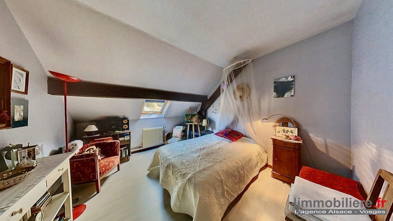 Maison - 317 m² - 10 pièces