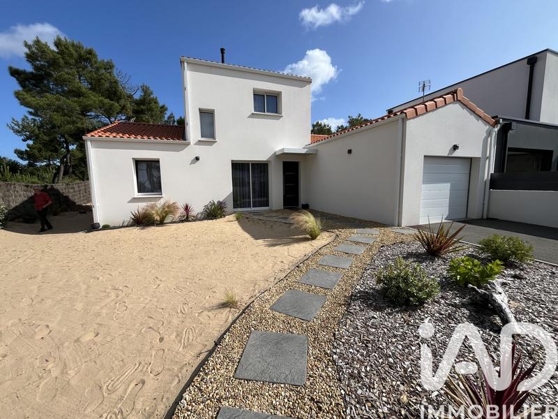 Maison - 106 m² - 5 pièces