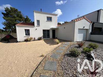 Maison - 106 m² - 5 pièces