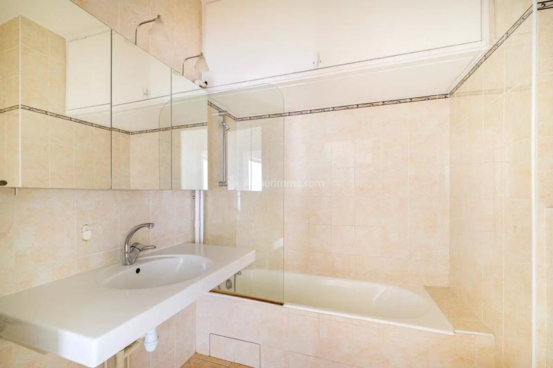 Appartement - 81 m² - 3 pièces