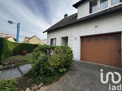 Maison - 95 m² - 4 pièces