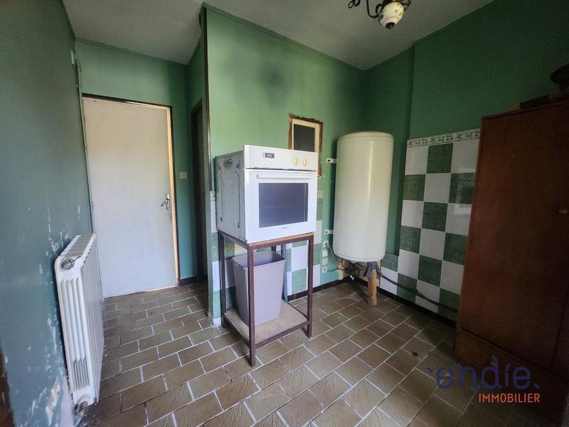 Maison - 186 m² - 8 pièces