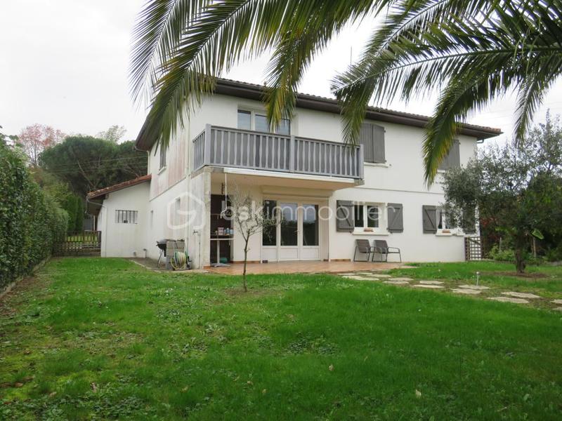 Maison - 157 m² - 7 pièces