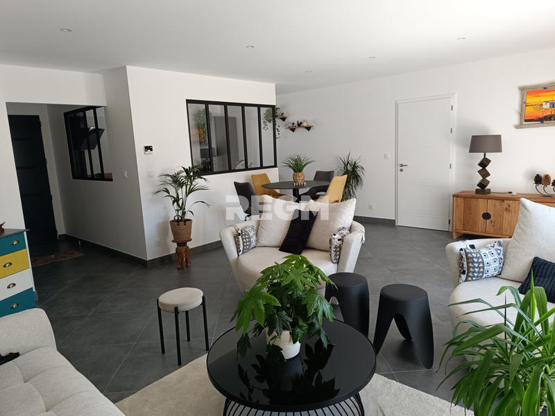 Maison - 112 m² - 4 pièces