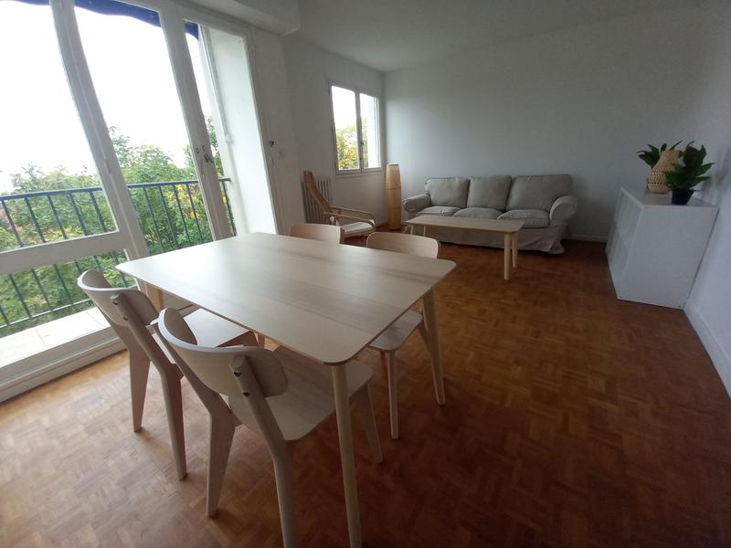 Appartement - 77 m² - 4 pièces