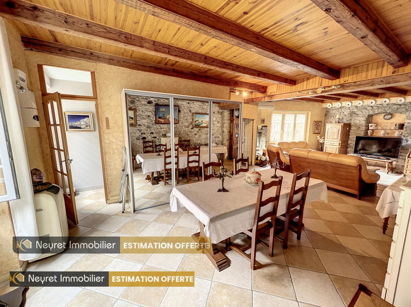 Maison de village - 199 m² - 7 pièces