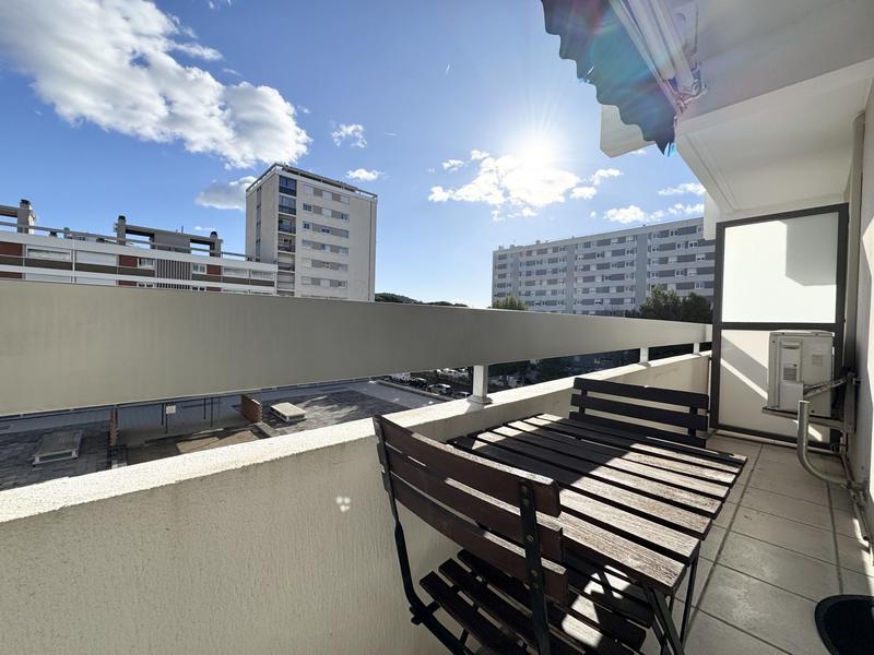 Appartement - 99 m² - 5 pièces