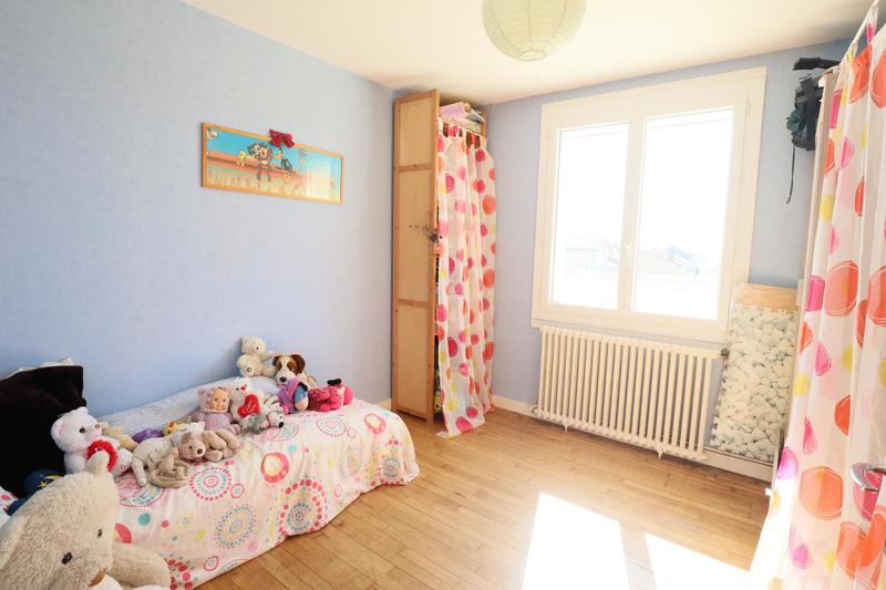 Maison - 188 m² - 8 pièces