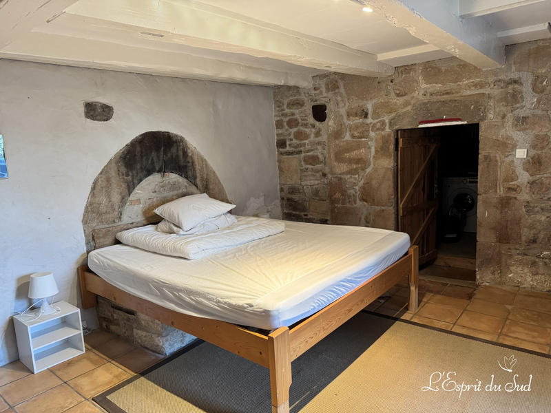 Maison - 260 m² - 8 pièces