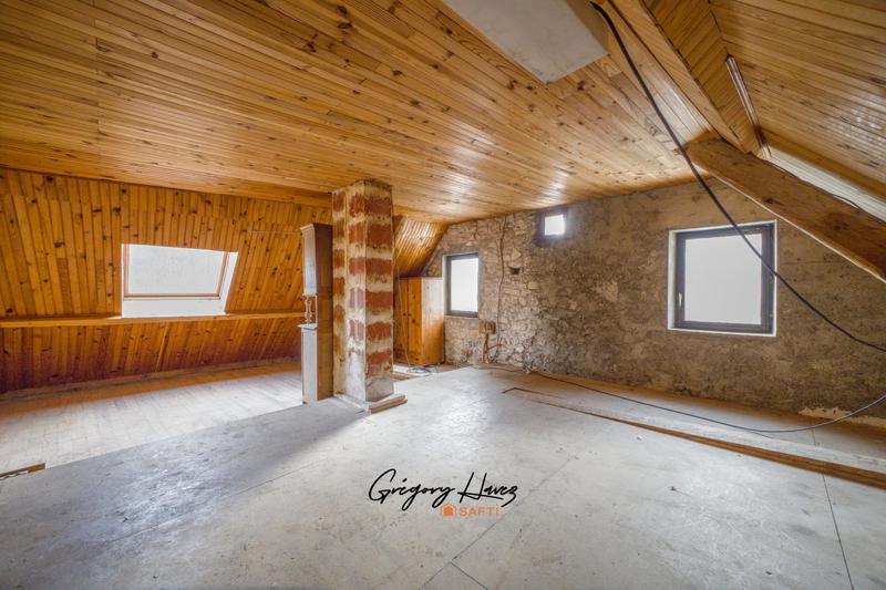 Maison - 137 m² - 6 pièces