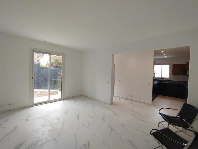 Maison de ville - 80 m² - 4 pièces