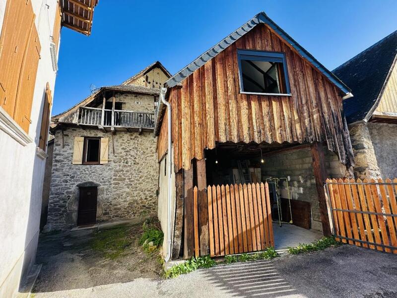 Maison de village - 145 m² - 7 pièces