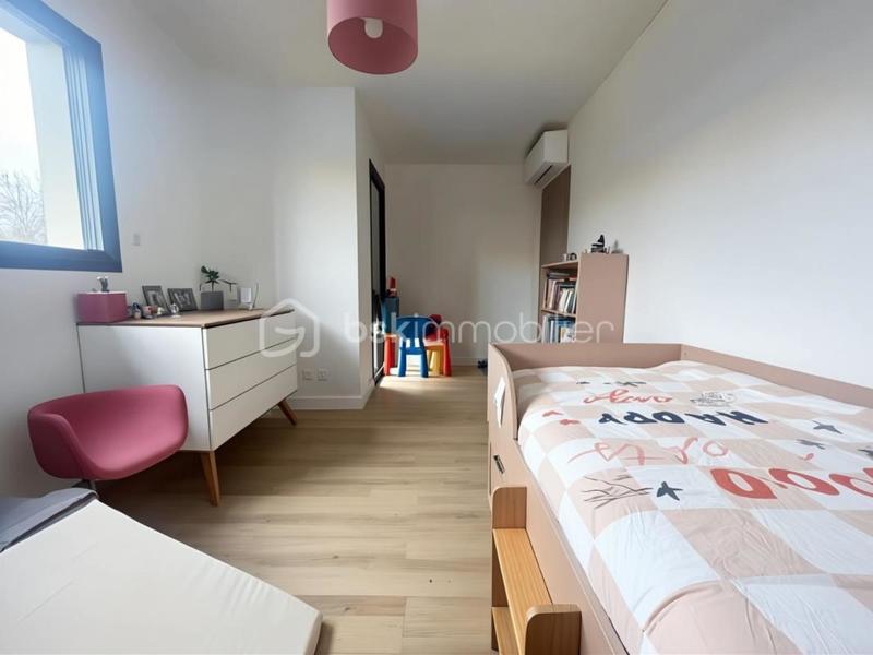 Maison - 140 m² - 6 pièces