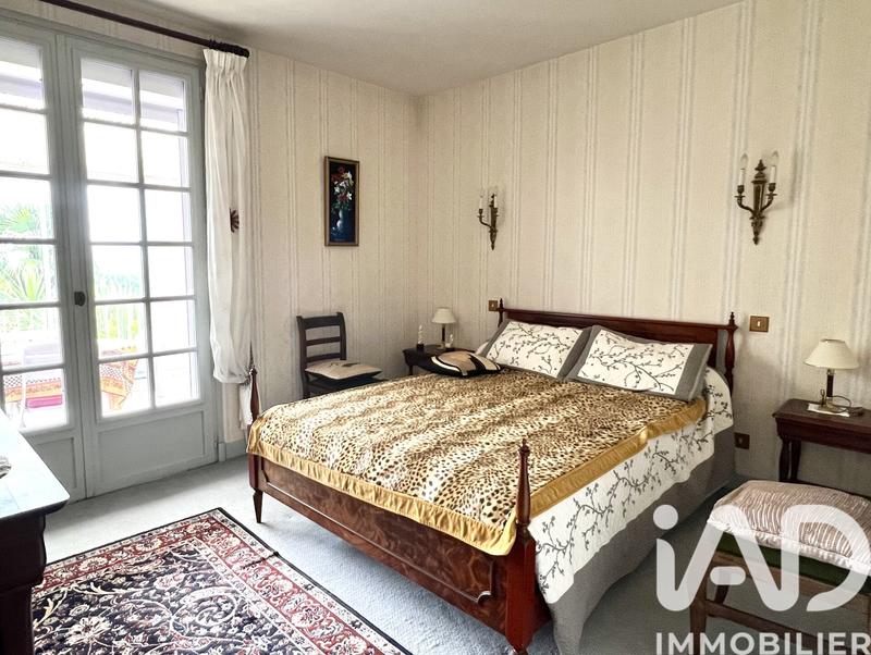 Maison - 158 m² - 6 pièces