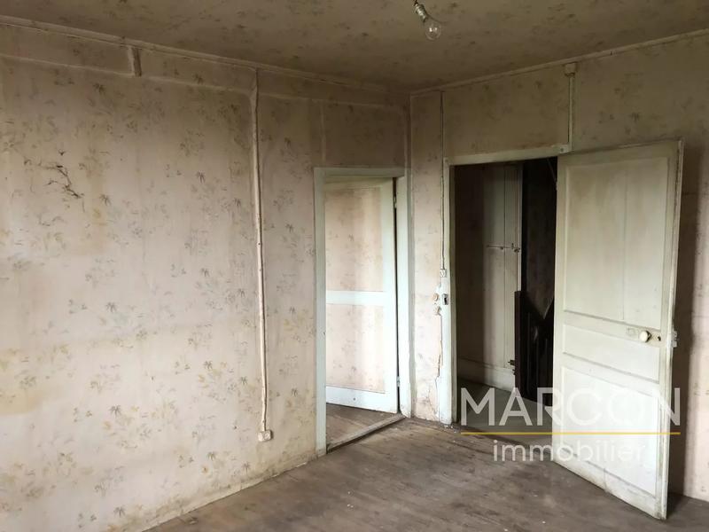 Maison de village - 85 m² - 6 pièces