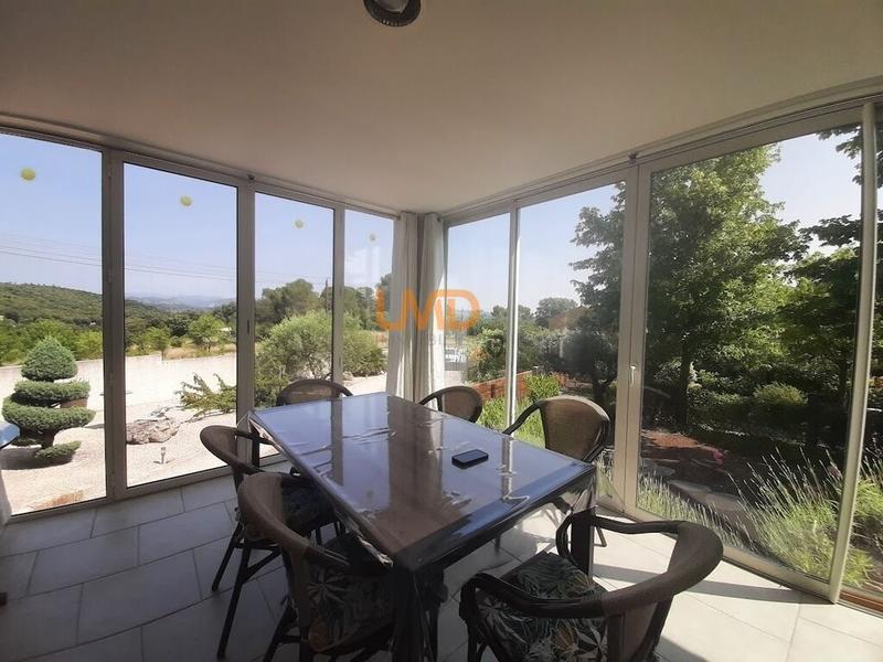 Villa - 153 m² - 5 pièces