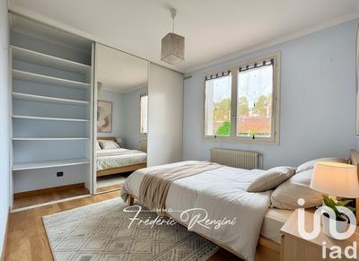 Maison - 190 m² - 7 pièces