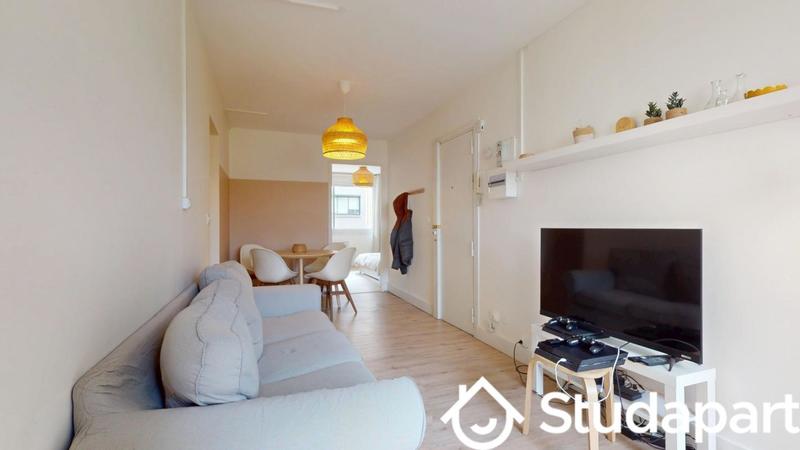 Chambre - 16 m² - 1 pièce