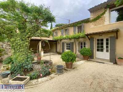 Mas - 196 m² - 9 pièces