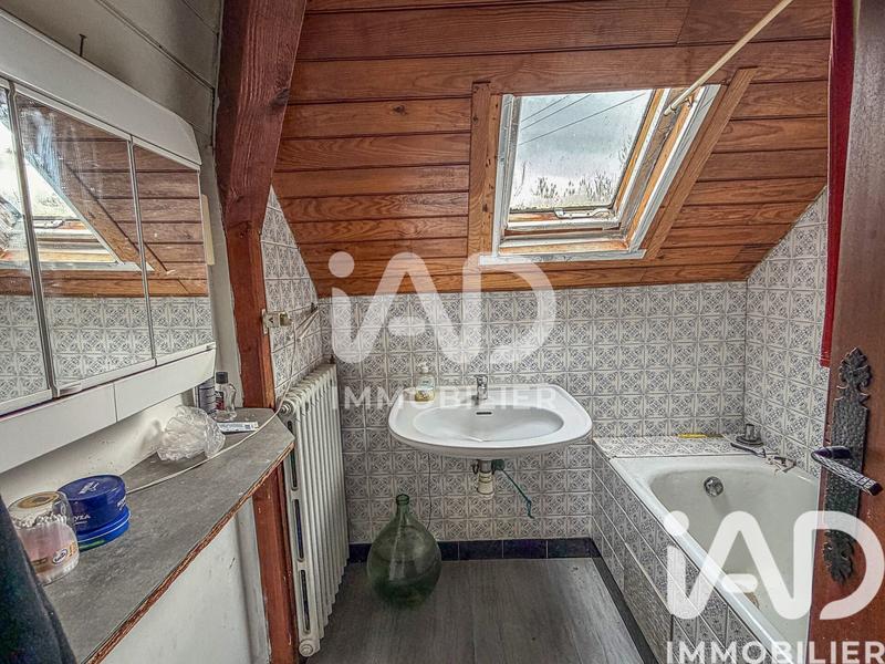 Maison - 198 m² - 6 pièces