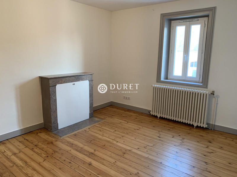 Maison - 251 m² - 11 pièces