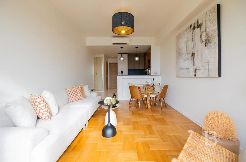 Appartement - 79 m² - 4 pièces