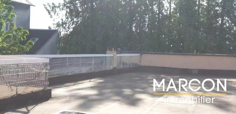 Immeuble mixte - 571 m²