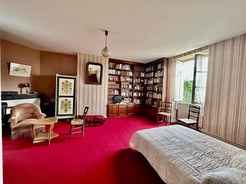 Maison - 150 m² - 6 pièces