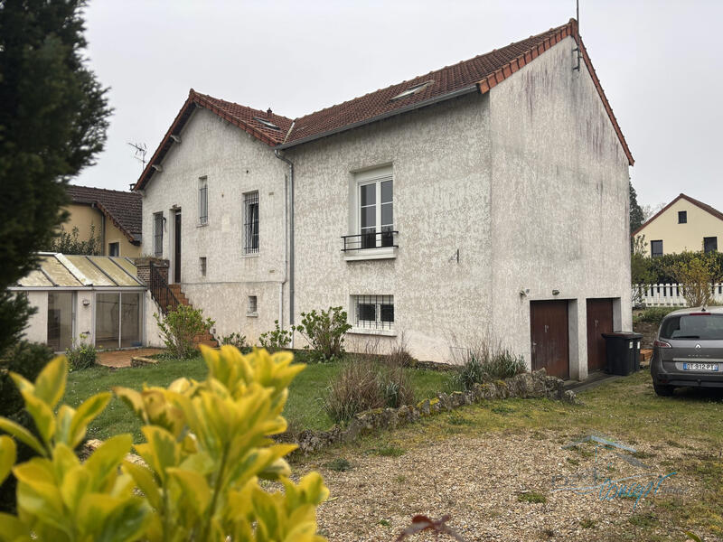 Maison - 170 m² - 6 pièces