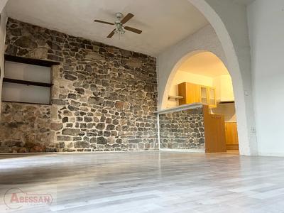 Appartement - 85 m² - 3 pièces