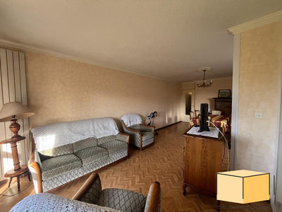 Appartement - 79 m² - 4 pièces
